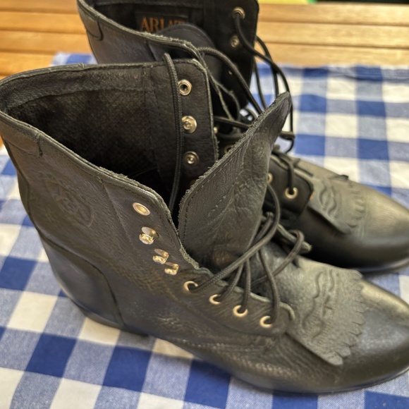 BLACK LEATHER Ariat Women's Heritage Lacer II Western Boot 7.5 Gently used. - Picture 2 of 7